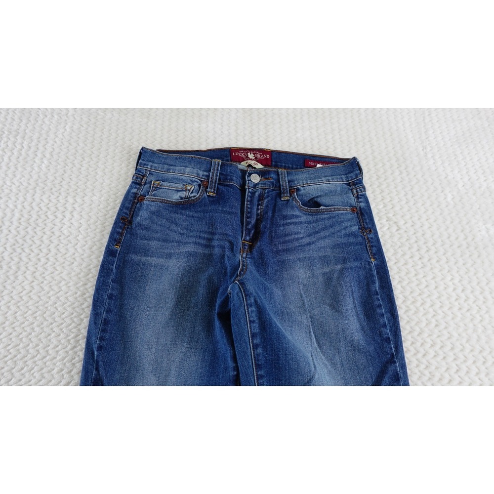 Lucky Brand Sofia Straight Womens size 6/28 Denim Blue Jeans - Picture 2 of 15